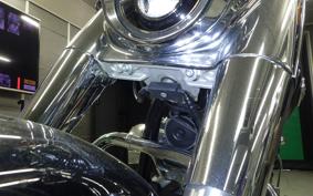 HARLEY FLBS 1870 2023