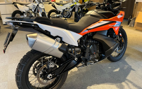 KTM 890 ADVENTURE	 2023 TS640