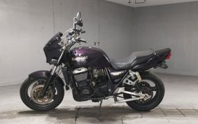 KAWASAKI ZRX1100 ZRT10C