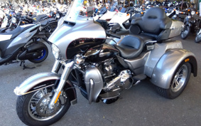 HARLEY HARLEY FLHTCU 2021 MAD
