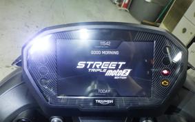 TRIUMPH STREET TRIPLE RS