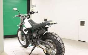 YAMAHA TW225 2004 DG09J