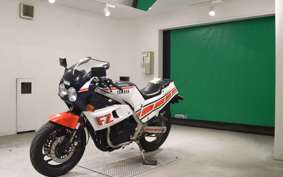 YAMAHA FZ400 R 1984 46X
