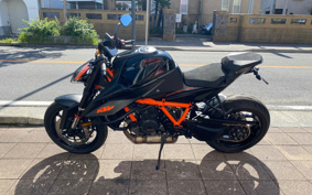 KTM 1290 SUPER DUKE R 2021 V3940