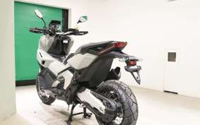 HONDA X-ADV 750 2018 RH21