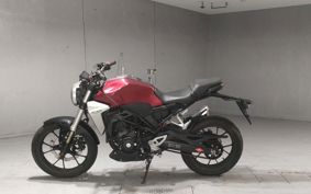 HONDA CB250R MC52