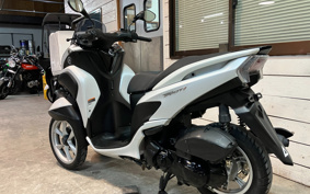 YAMAHA TRICITY 125 SE82J