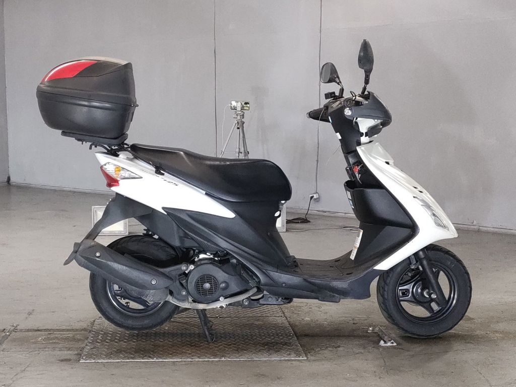 Фото Suzuki ADDRESS V125 с японского аукциона