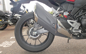 HONDA CB250R MC52