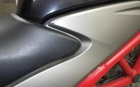 HONDA VTR 250 Gen. 2 2023 MC33