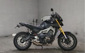 YAMAHA MT-09 RN34J