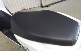 HONDA EM1 e: EF16