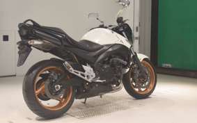 SUZUKI GSR400 A 2013 GK7EA