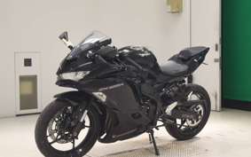 KAWASAKI ZX-25R 2003 ZX250E