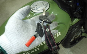 DUCATI SCRAMBLER URBAN E 2015