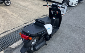 YAMAHA  GEAR  PARKING  STAND  UA08J