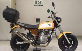 HONDA APE 100 HC07