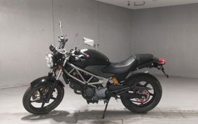 HONDA VTR 250 MC33
