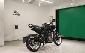 HUSQVARNA SVARTPILEN 401 2019