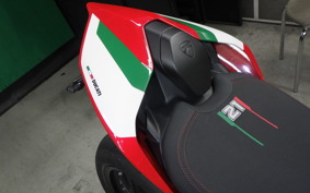 DUCATI PANIGALE V2 2025