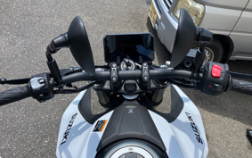 SUZUKI GSX-8S 2023 EM1AA