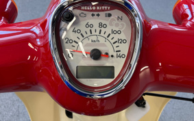HONDA  SUPER CUB 110 HELL0KITTY JA59