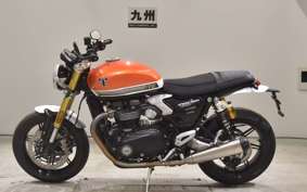 TRIUMPH SPEED ​​TWIN 1200 RS 2025