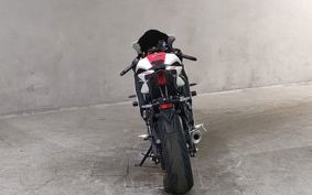 YAMAHA YZF-R7 2022 RM39J