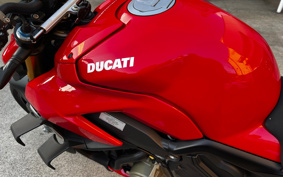 DUCATI STREET FIGHTER V4S 2020 FA00