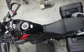 SUZUKI Vｽﾄﾛｰﾑ250A 2023