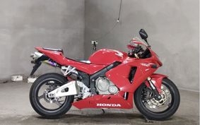 HONDA CBR600RR PC37
