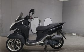 YAMAHA TRICITY 125 SE82J