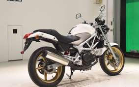 HONDA VTR 250 Gen. 2