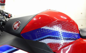 HONDA CBR600RR 2020 PC40