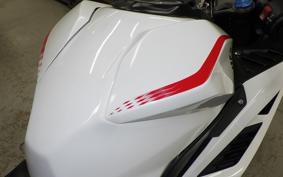 HONDA CBR250RR A MC51