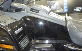 HONDA GL1500 GOLD WING SE 1992 SC22