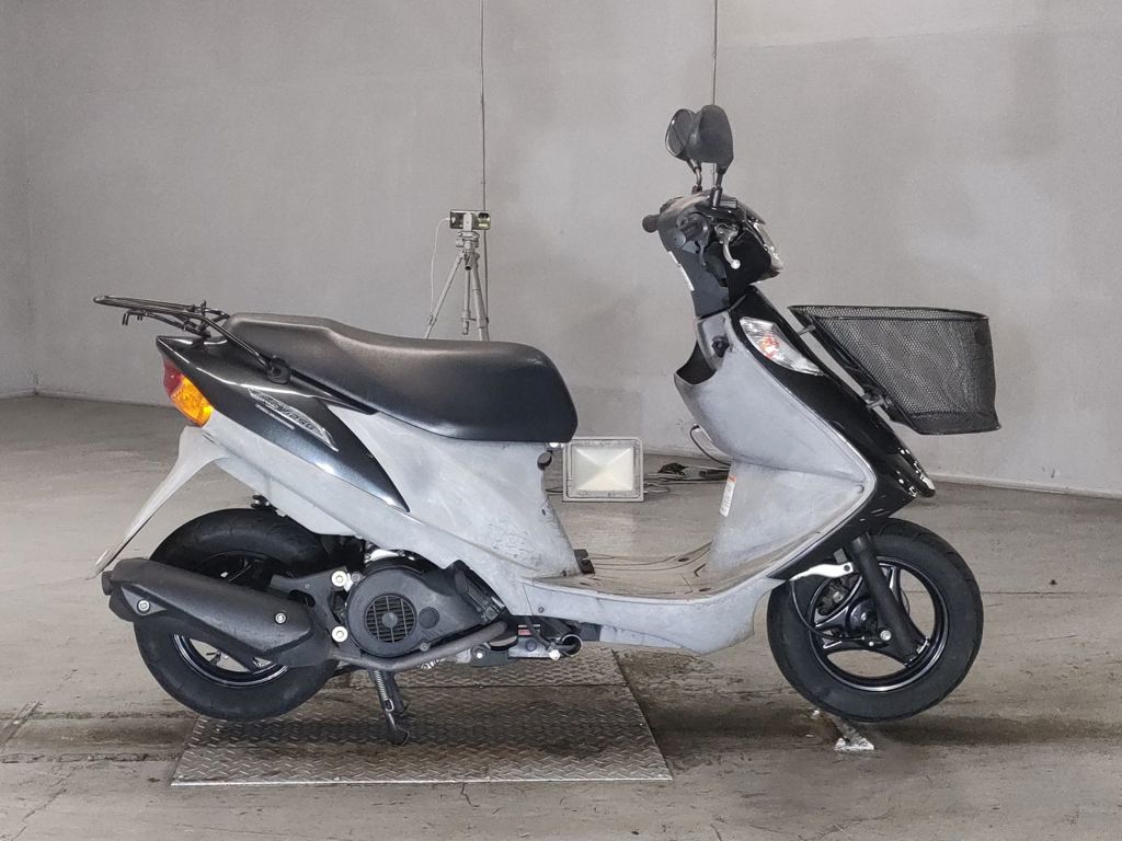 Фото Suzuki ADDRESS V125 с японского аукциона