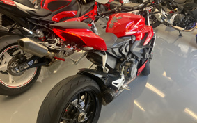 DUCATI  DUCATI  STREET  FIGHTER V2 2022 3F00
