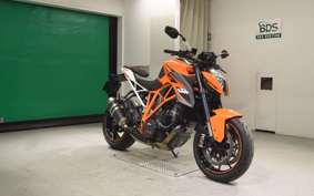 KTM 1290 SUPER DUKE R 2016