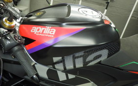 APRILIA RSV4 1100ファクトリ 2024