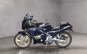 YAMAHA FZR250 2KR