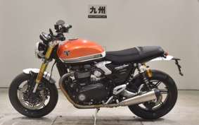 TRIUMPH ストリートツインRS 2025