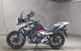 SUZUKI V STROM 250 DS11A