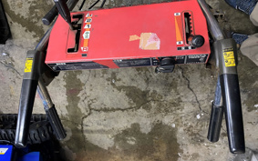 HONDA  SNOW BLOWER  MACHINE 