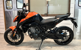 KTM 890 DUKE 2023 TU940