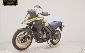 SUZUKI DL650 ( V-Strom 650 ) XTA 2026 C733M