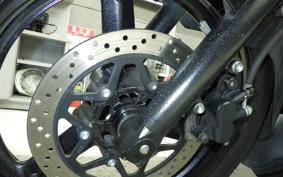 SUZUKI GSR250F