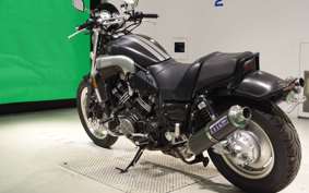YAMAHA VMAX 2018