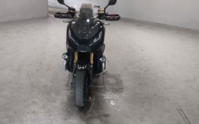 HONDA X-ADV 750 RH10