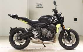 TRIUMPH TRIDENT 660 2023